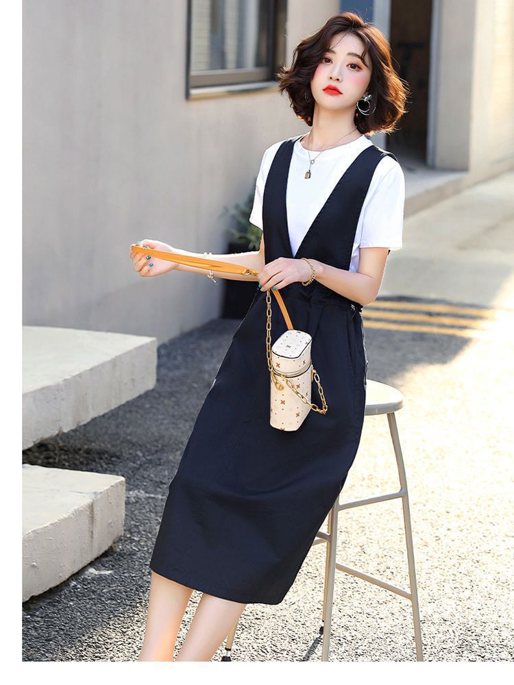 Round Neck T-Shirt & V-Neck Drawstring Midi Dress Set
