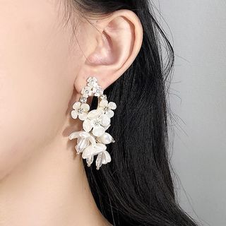 Faux Floral Fringed Alloy Earring Pearl