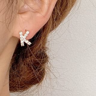 Rhinestone Lettering Ear Stud