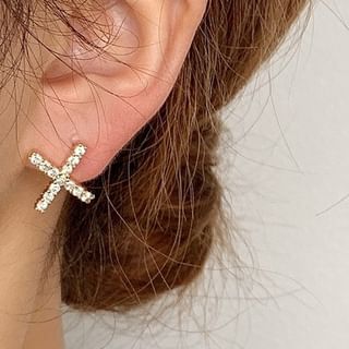 Rhinestone Lettering Ear Stud