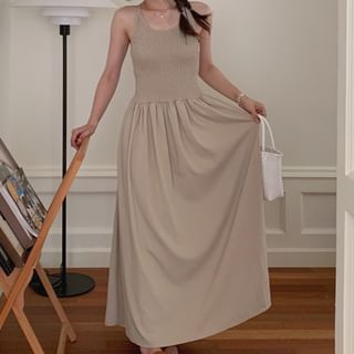 Thin Strap Solid Open Back Maxi A-Line Dress