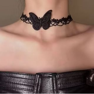 Lace Choker