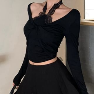 Long-Sleeve Plain Lace Trim Cropped Tee