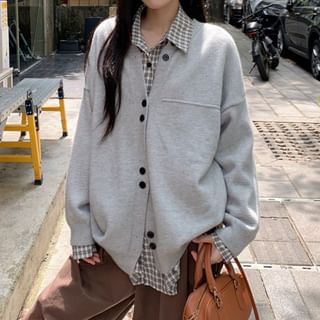 V-Neck Plain Button Cardigan / Long-Sleeve Collared Plaid Button Shirt