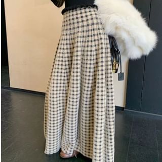 Knit Top and Plaid Maxi A-Line Skirt Long-Sleeve