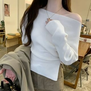 Off-Shoulder Slit Knit Top