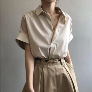 Open Placket Collared Short-Sleeve Shirt
