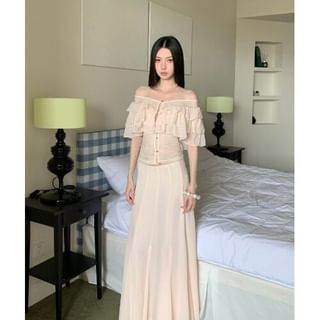 Short Sleeve Off Shoulder Plain Ruffle Tiered Panel Lace Blouse / Mid Rise Maxi A-Line Skirt