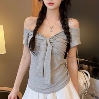 Short-Sleeve V-Neck Ruched Padded T-Shirt Plain