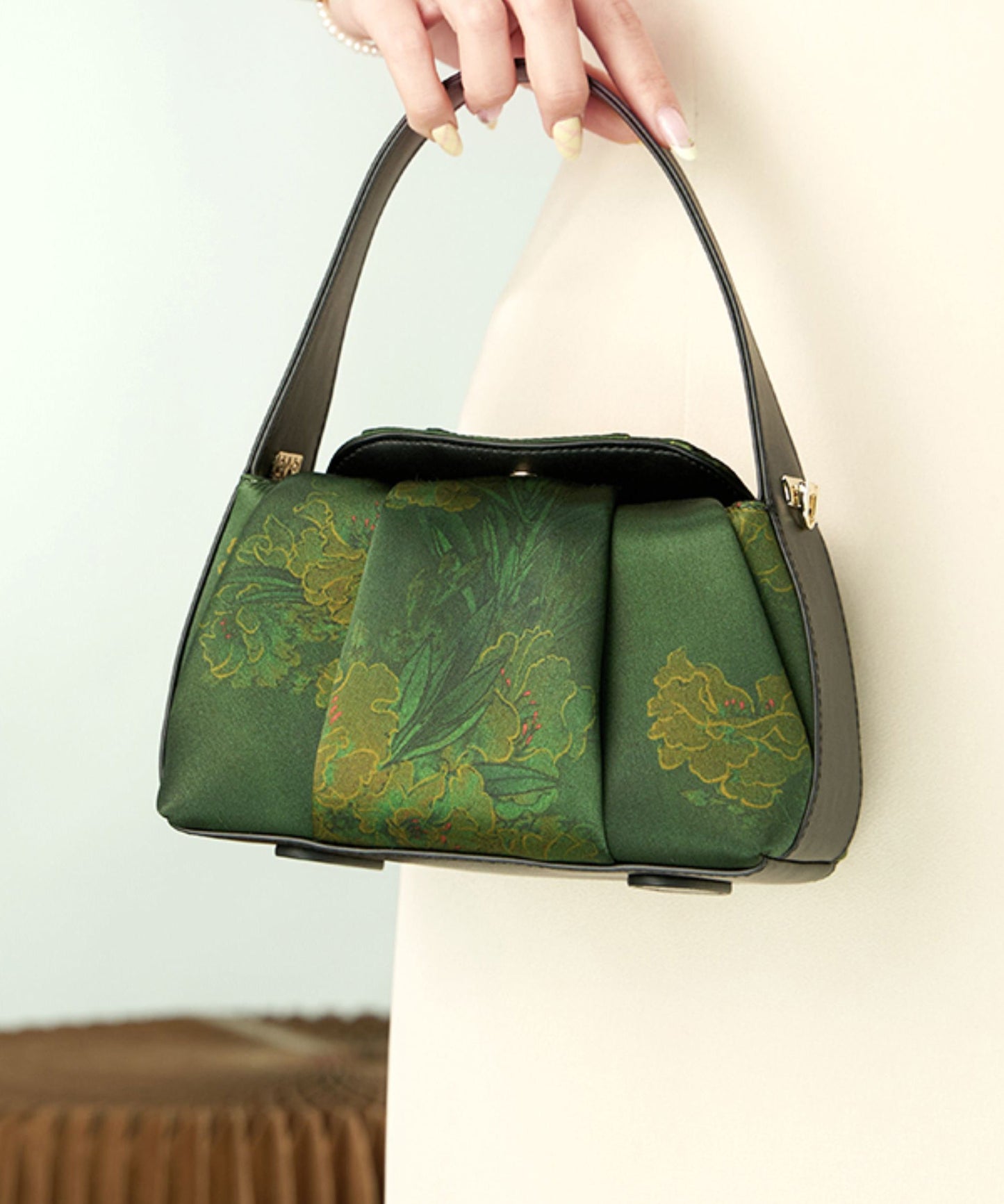 Embroidered Bag Silk Retro Green New Tote
