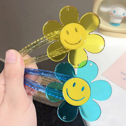 Smile Pretty Flowers Hair Clip