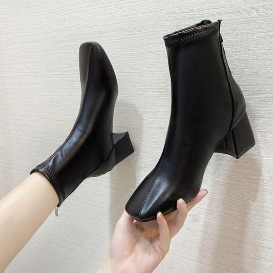 Short Plain Heel Boots Chunky