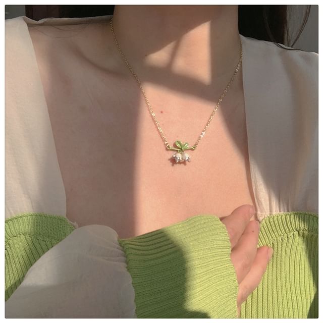 / Flower Bracelet Necklace Pearl Earring Hook Faux Stud