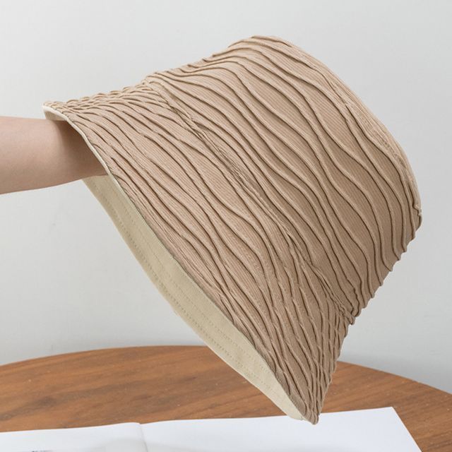 Bucket Wavy Hat Reversible Plain Texture