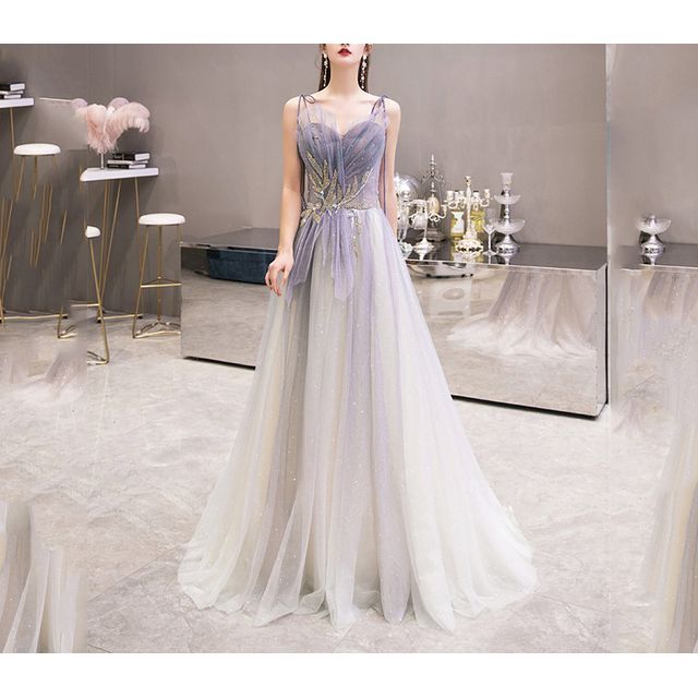 Spaghetti Strap Sweetheart Neckline Rhinestone Gradient Mesh A-Line Evening Gown