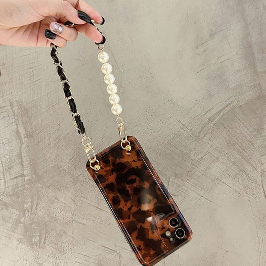 Chain Faux Leopard Pearl Phone Case Print