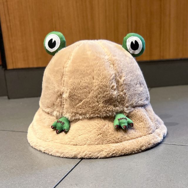 Frog Bucket Chenille Hat