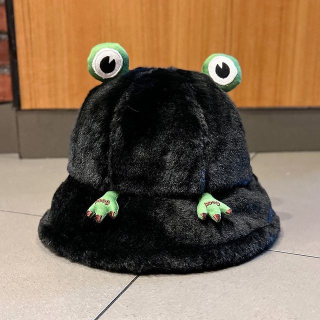 Frog Bucket Chenille Hat