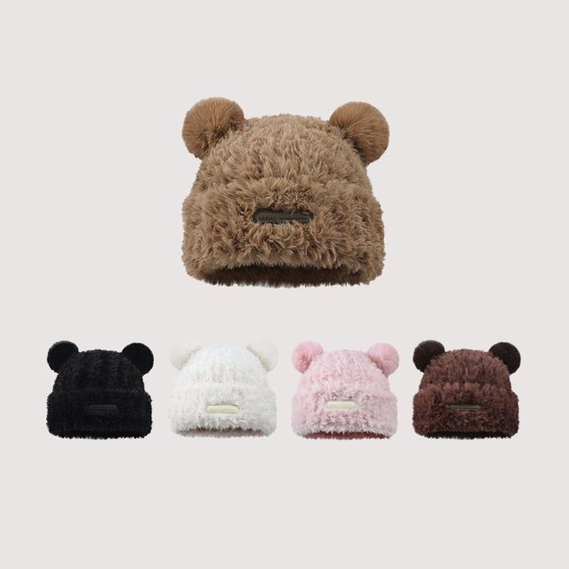 Fluffy Beanie Detail Ear