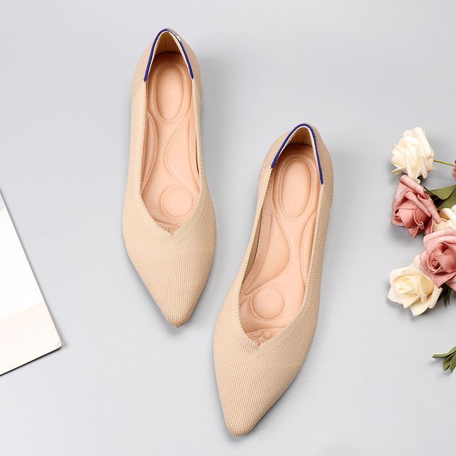Pointy-Toe Knit Flats