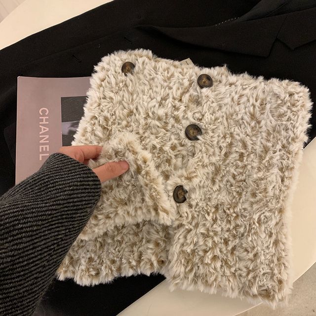 Fluffy Button Snood