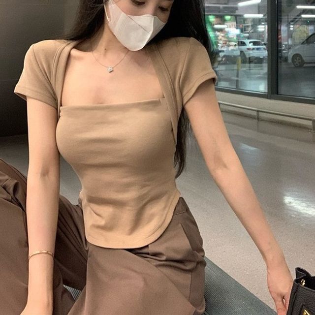 Short-Sleeve T-Shirt Neck Plain Square