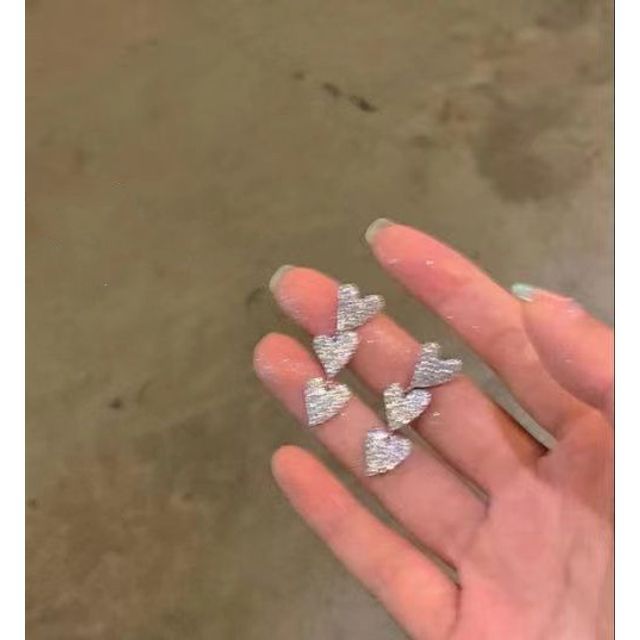 Alloy Earring Heart Dangle