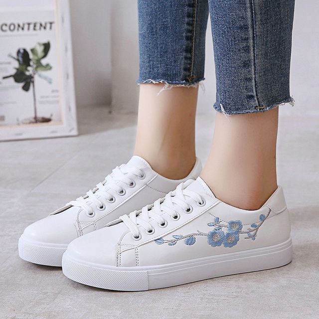 Floral Lace-Up Embroidered Sneakers