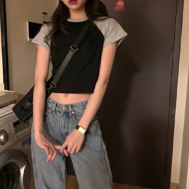 Tee Short-Sleeve Neck Round Crop Raglan