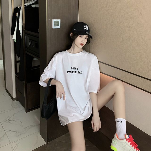 Short-Sleeve Tee Neck Lettering Round