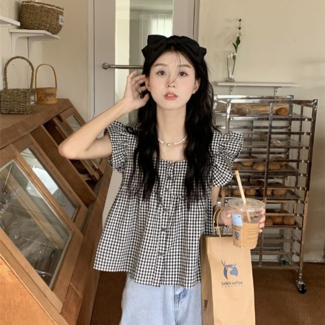 Blouse Gingham Ruffle Sleeveless