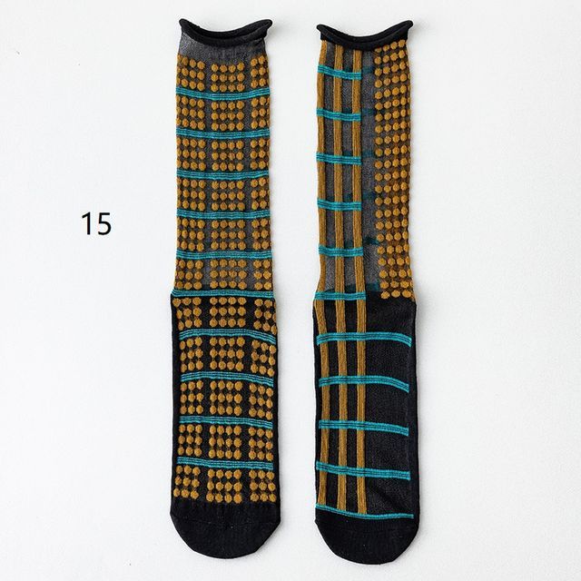 Patterned Mesh Short Socks