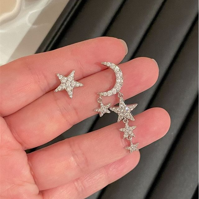 Alloy Asymmetrical Moon Fringed Star Earring