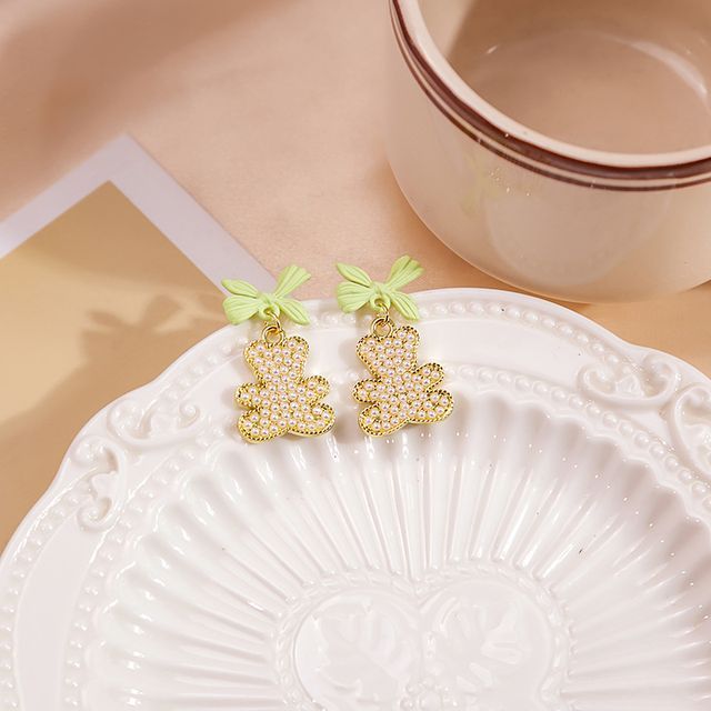 Bow Pearl Bear Alloy Earring