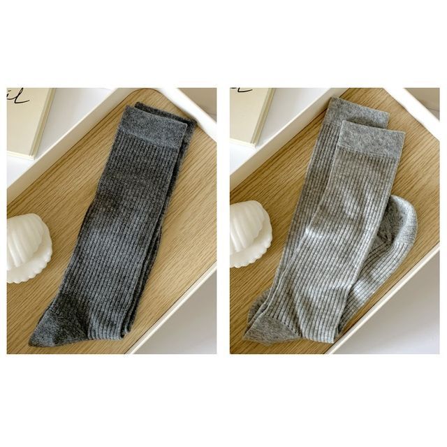 Ribbed Plain Socks