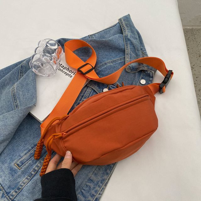 Plain Sling Bag