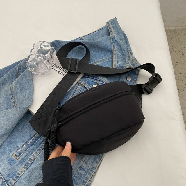 Plain Sling Bag