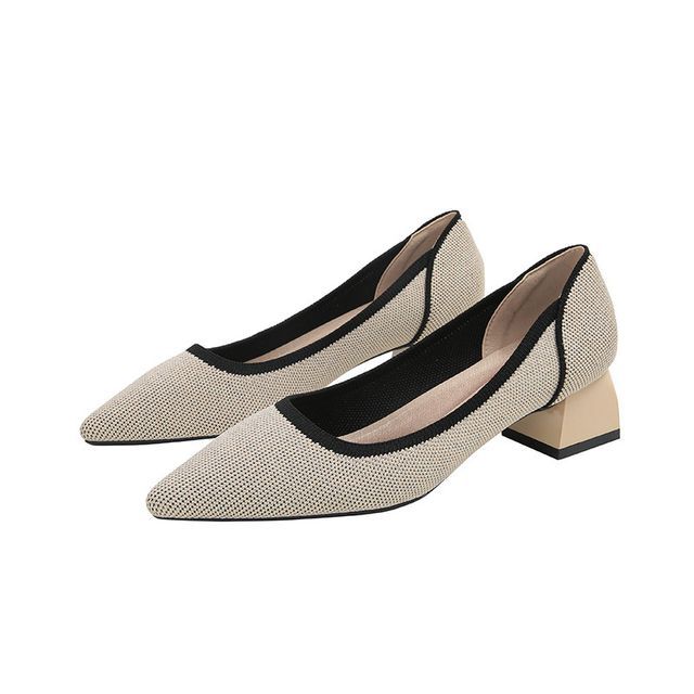 Pointed Contras Trim Chunky Heel Pumps