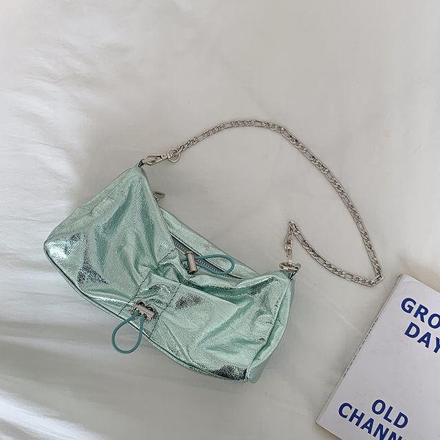 Chain Strap Drawstring Shoulder Bag