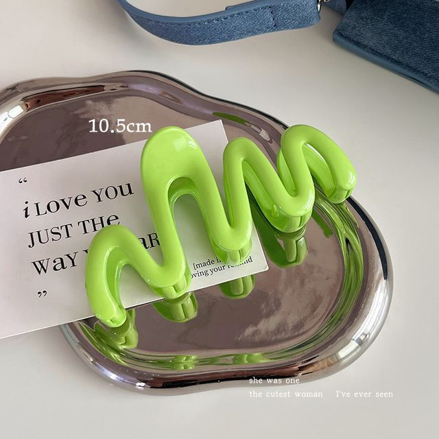 Curve Acrylic Hair Clamp