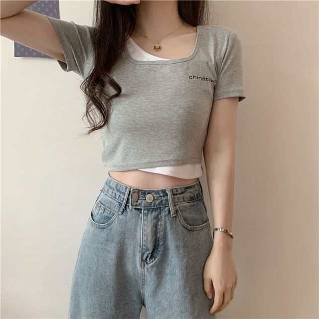 Lettering Two-Piece Short-Sleeve T-Shirt Crop Mock