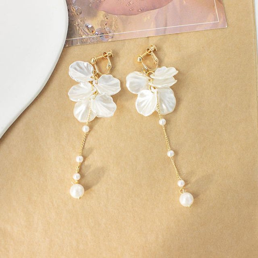 On Earring Petal Drop Faux / Pearl Clip