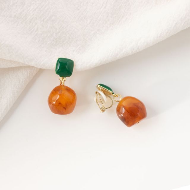 Earring Drop / On Geometric Clip