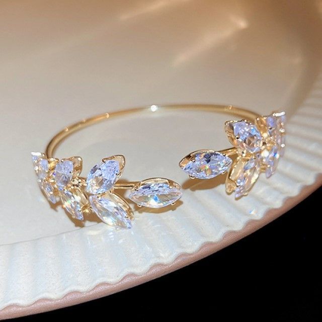 Bangle Open Leaf Rhinestone Alloy