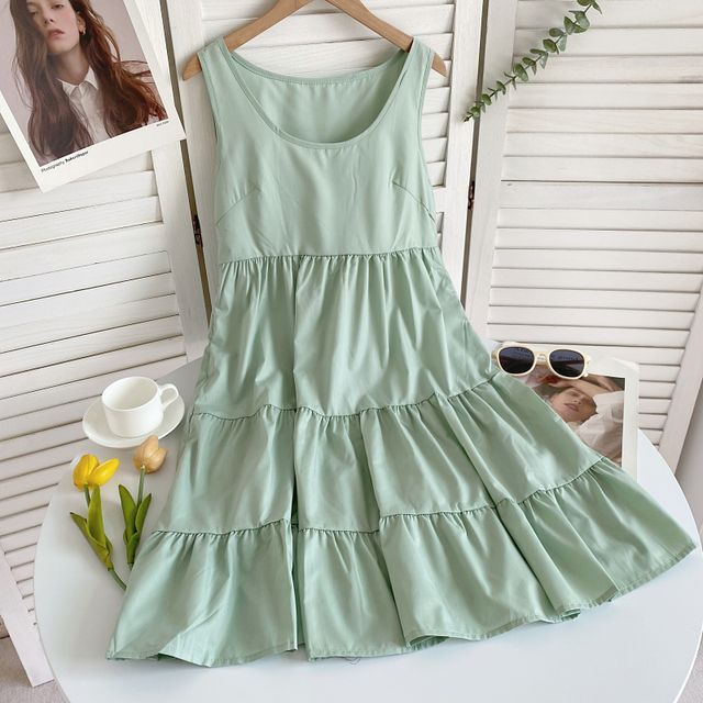 Sleeveless Scoop Neck Plain Tiered A-Line Dress