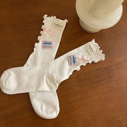 Plain Lettuce Edge Label Applique Socks