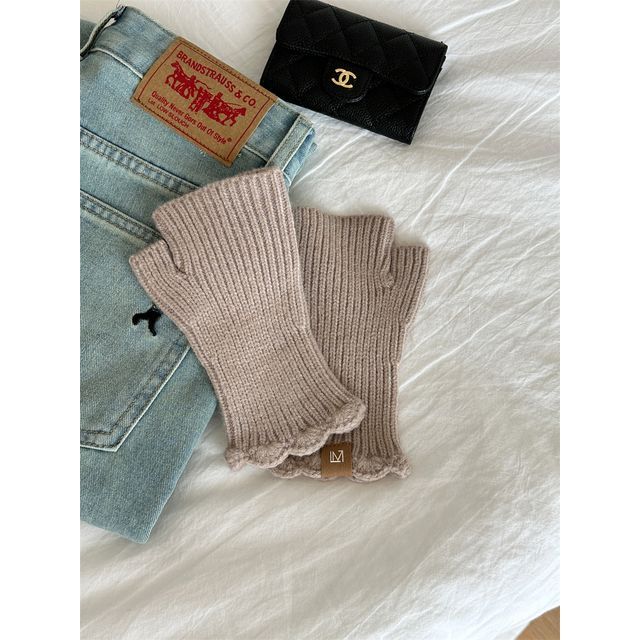 Gloves Fingerless Applique Lettering Knit