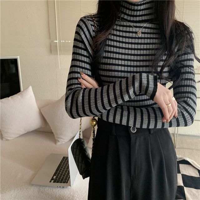 Long-Sleeve Turtleneck Striped Ribbed Knit Top