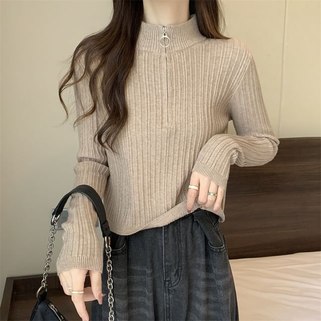 Long-Sleeve Plain Slim-Fit Half Knit Top Zip Mock-Neck
