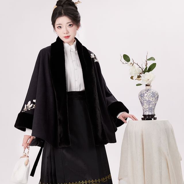 Traditional Chinese Embroidered Open Front Cape / High Waist Maxi A-Line Skirt / Long-Sleeve Blouse / Set